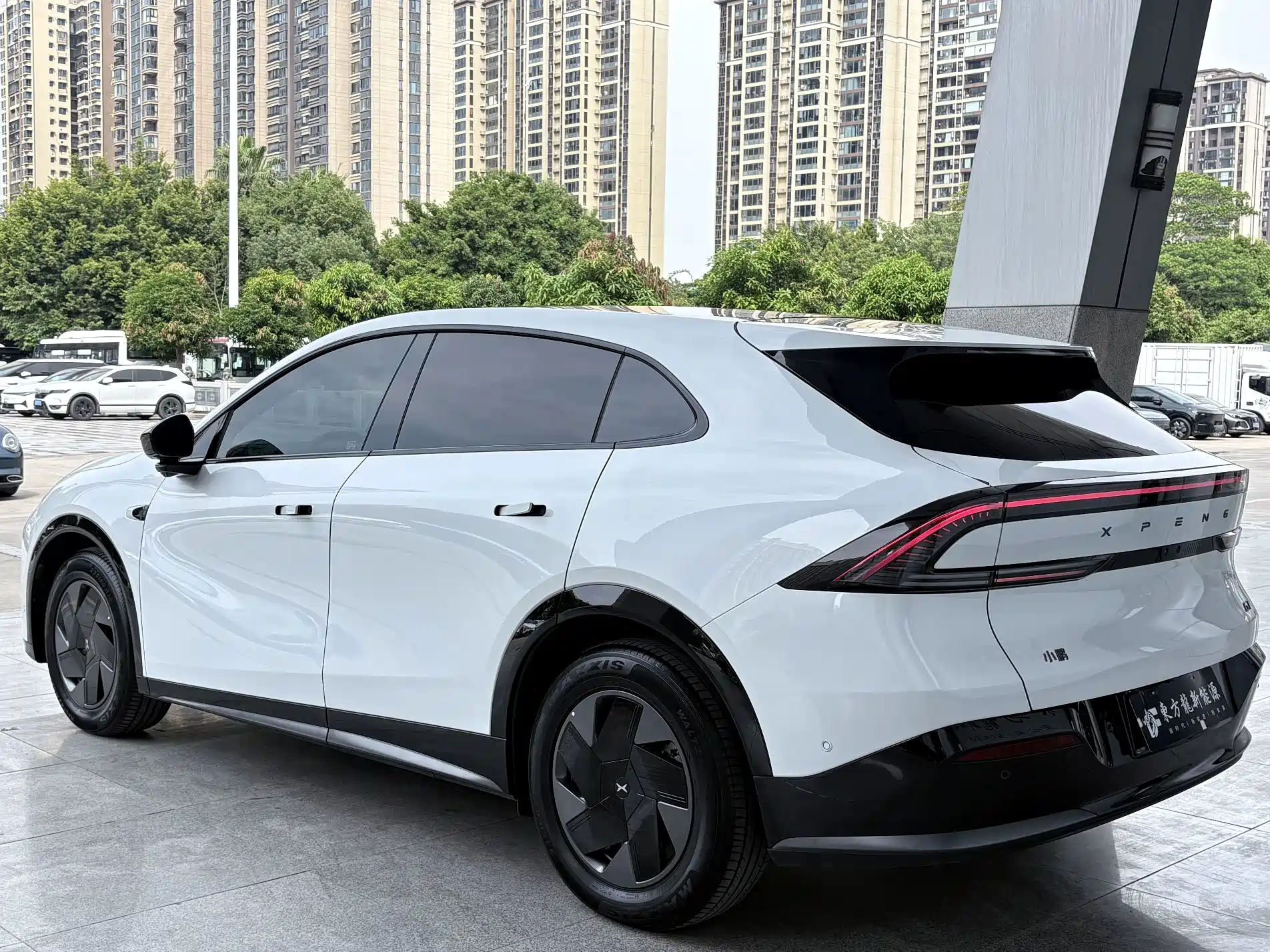 Фото 7 - XPeng G7