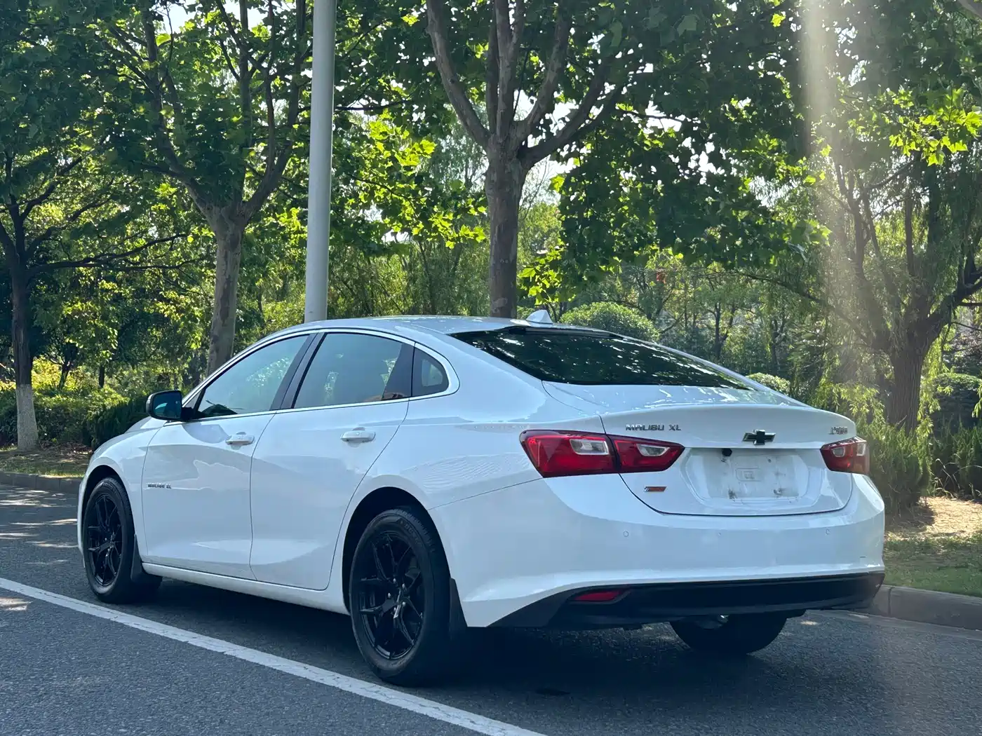 Chevrolet Malibu XL 2017 1.5T Auto Sport Edition фото 4