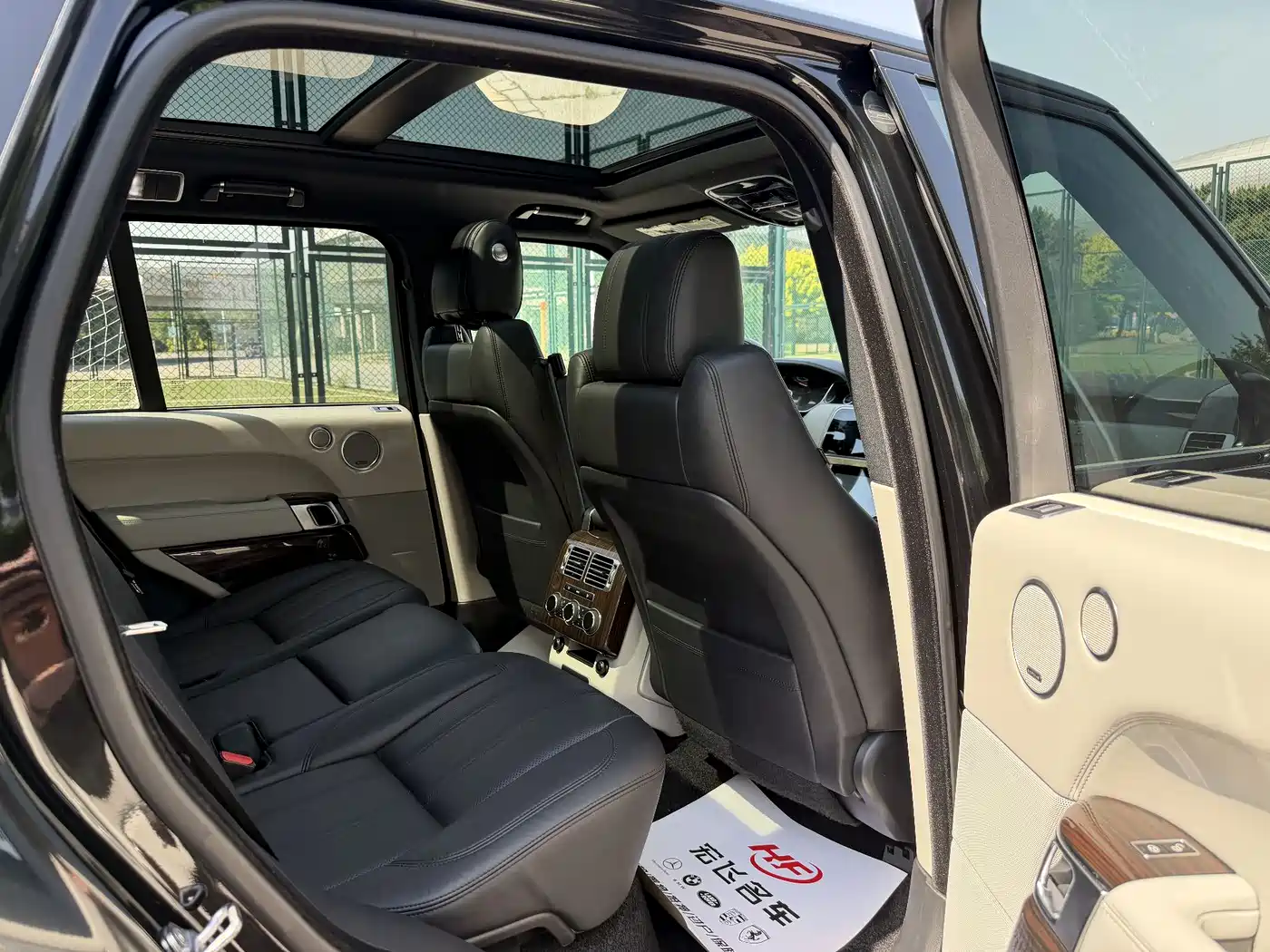 Land Rover Range Rover 2015 3.0 SC V6 Vogue фото 13