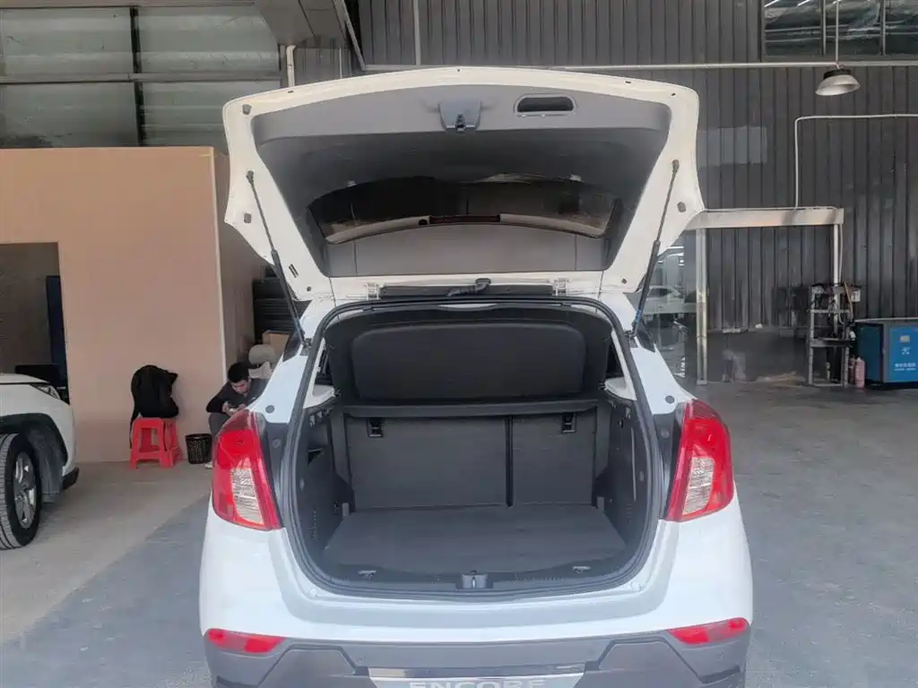Buick Encore 2017 18T Automatic 2WD Urban Leading фото 19