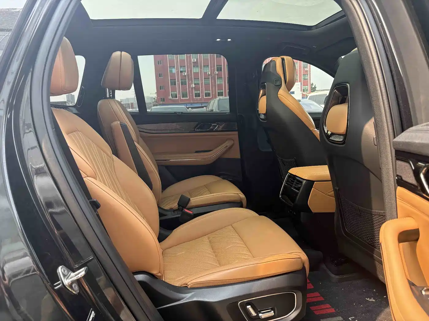 Lynk & Co 09 2021 2.0T Halo 6-Seater фото 9