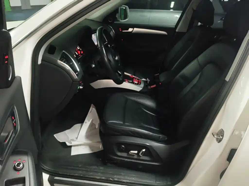 Audi Q5 (Import) 2016 2013 45 TFSI quattro Sport