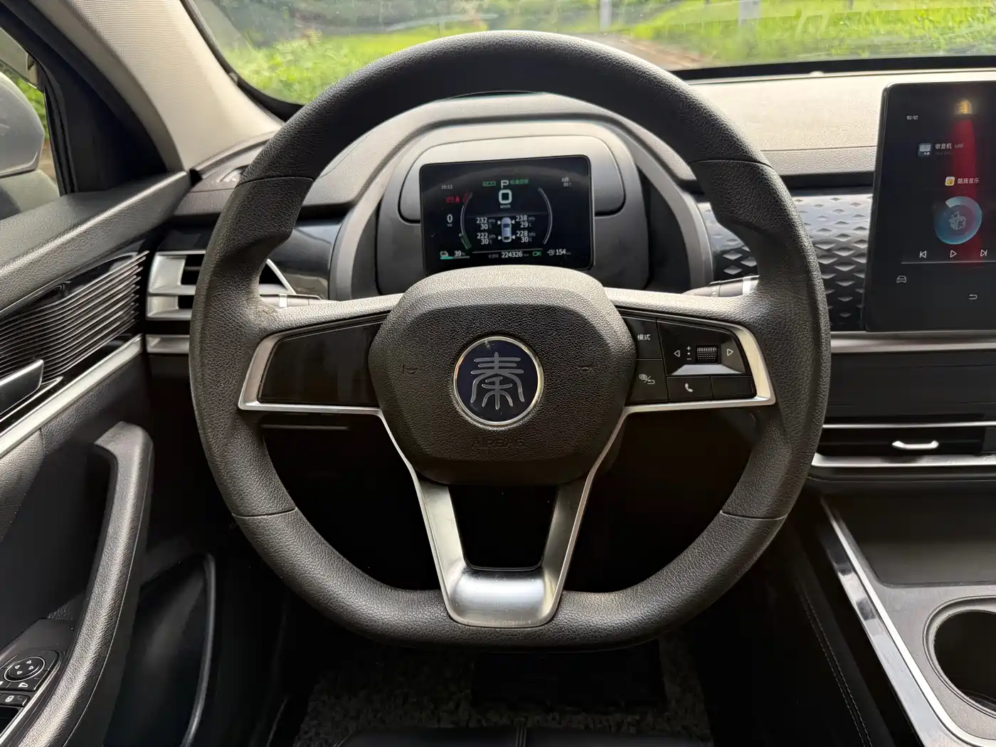 BYD Qin PLUS 2021 EV 420KM Travel Edition фото 10