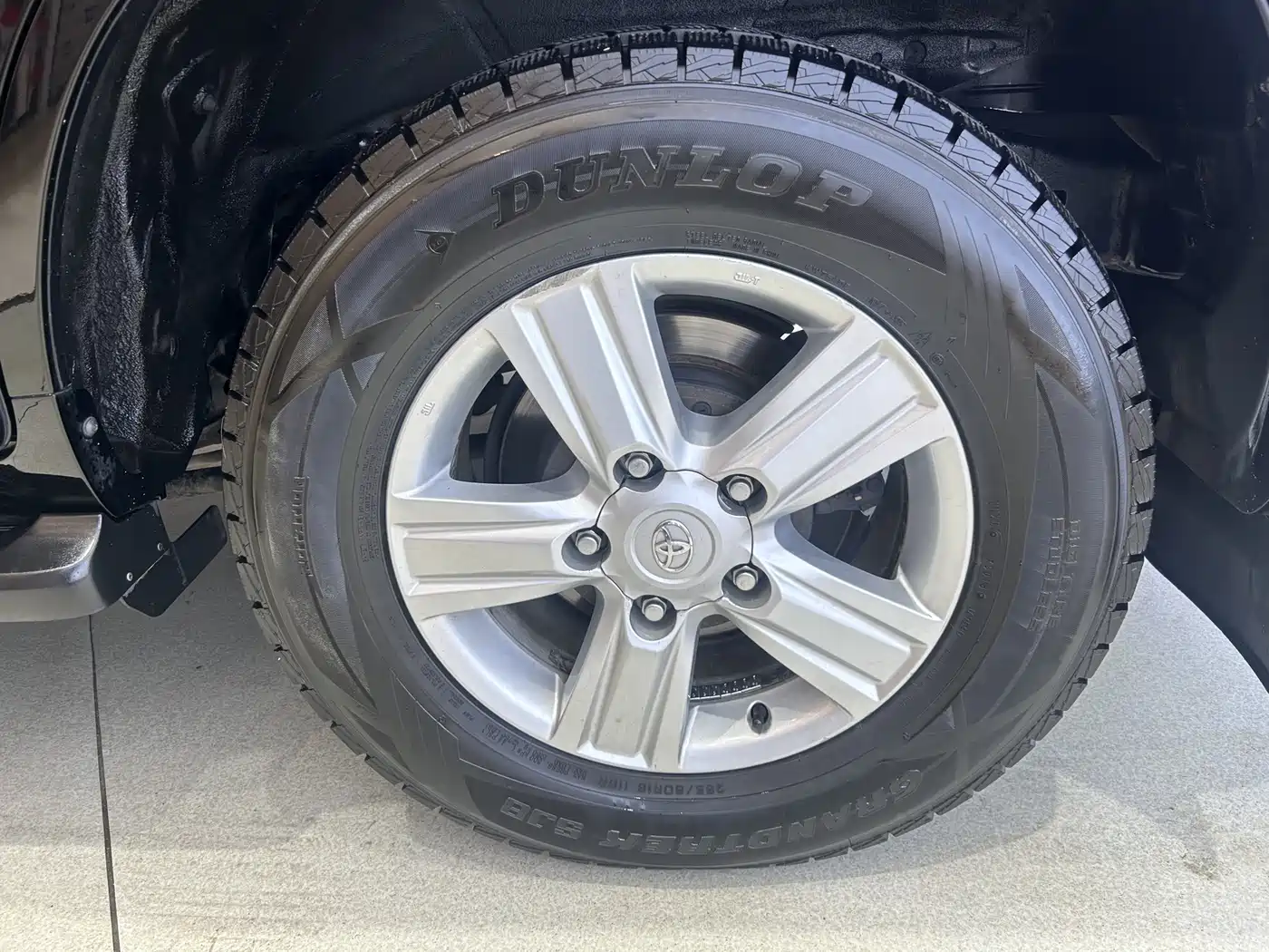 Toyota Land Cruiser 2012 4.6L Automatic VX-R фото 17