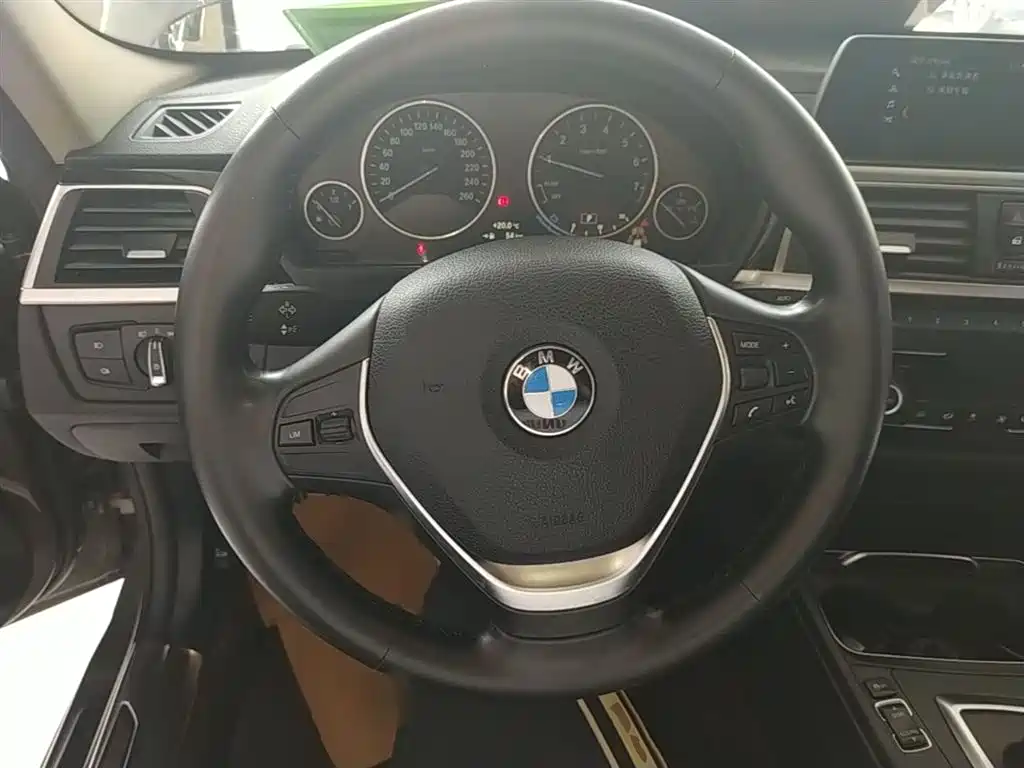 BMW 3 Series 2018 320Li Fashion Style фото 11