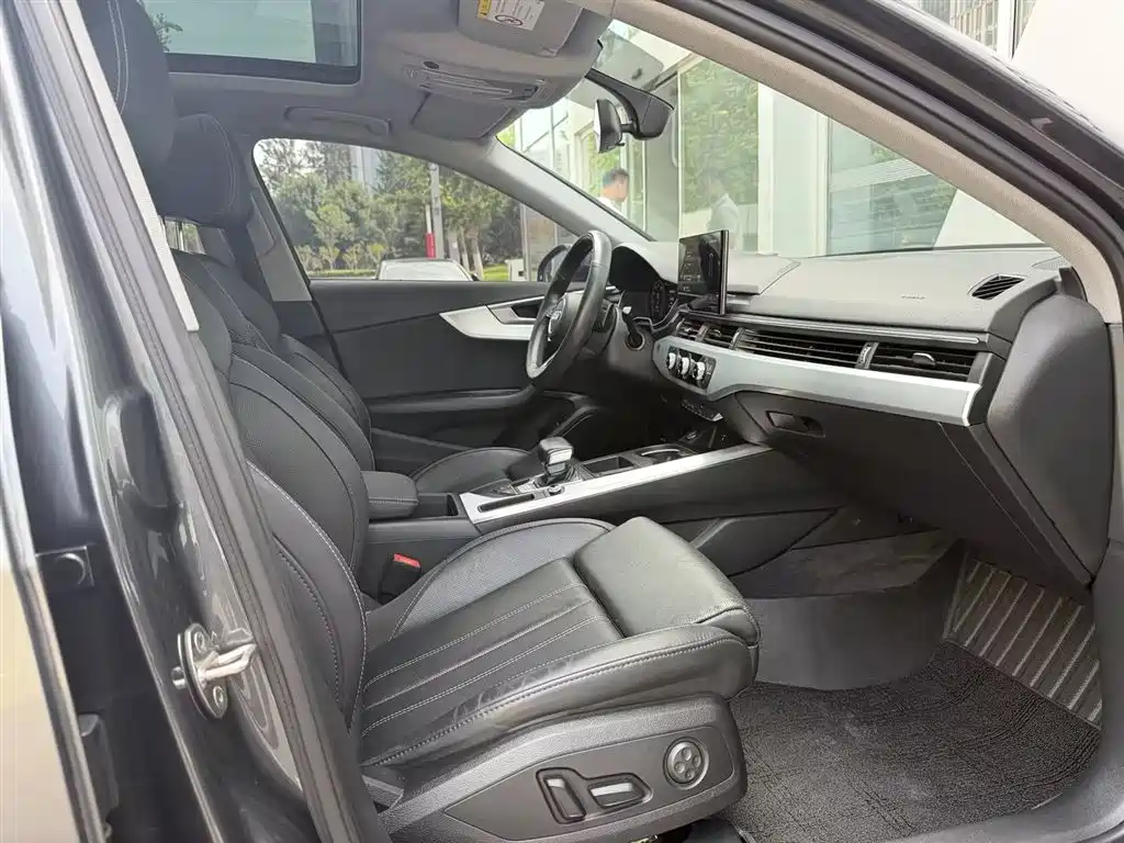 Audi A4L 2020 40 TFSI Fashion Dynamic Edition фото 10