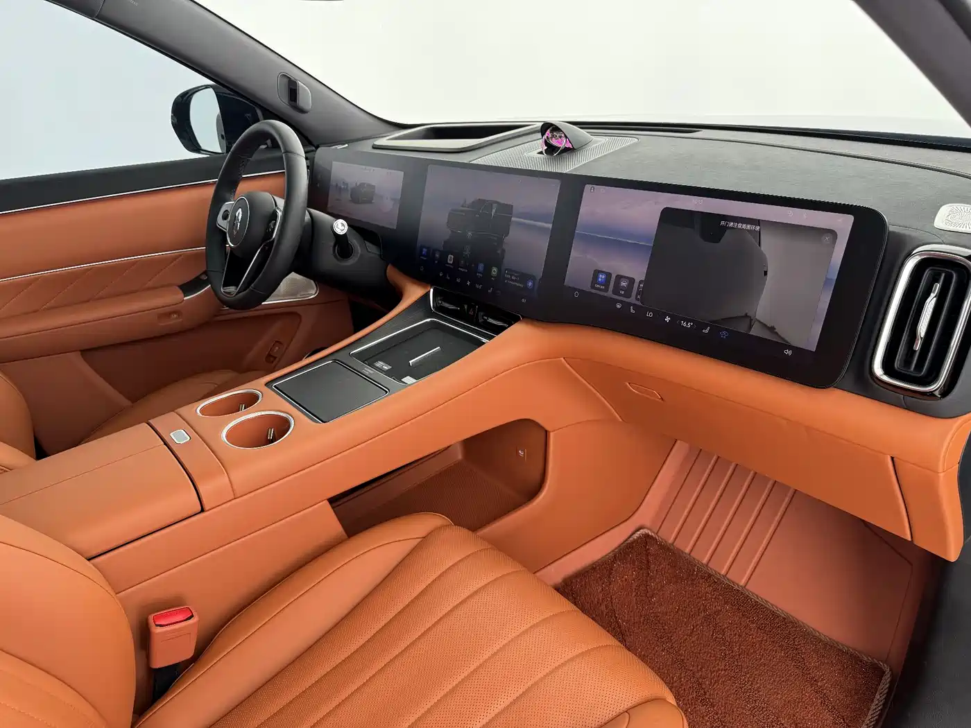 AITO Wenjie AITO M8 2025 Range Extender Max+ Edition 53.4kWh 5-seater фото 6