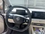 Photo 6 - MG MG4 EV
