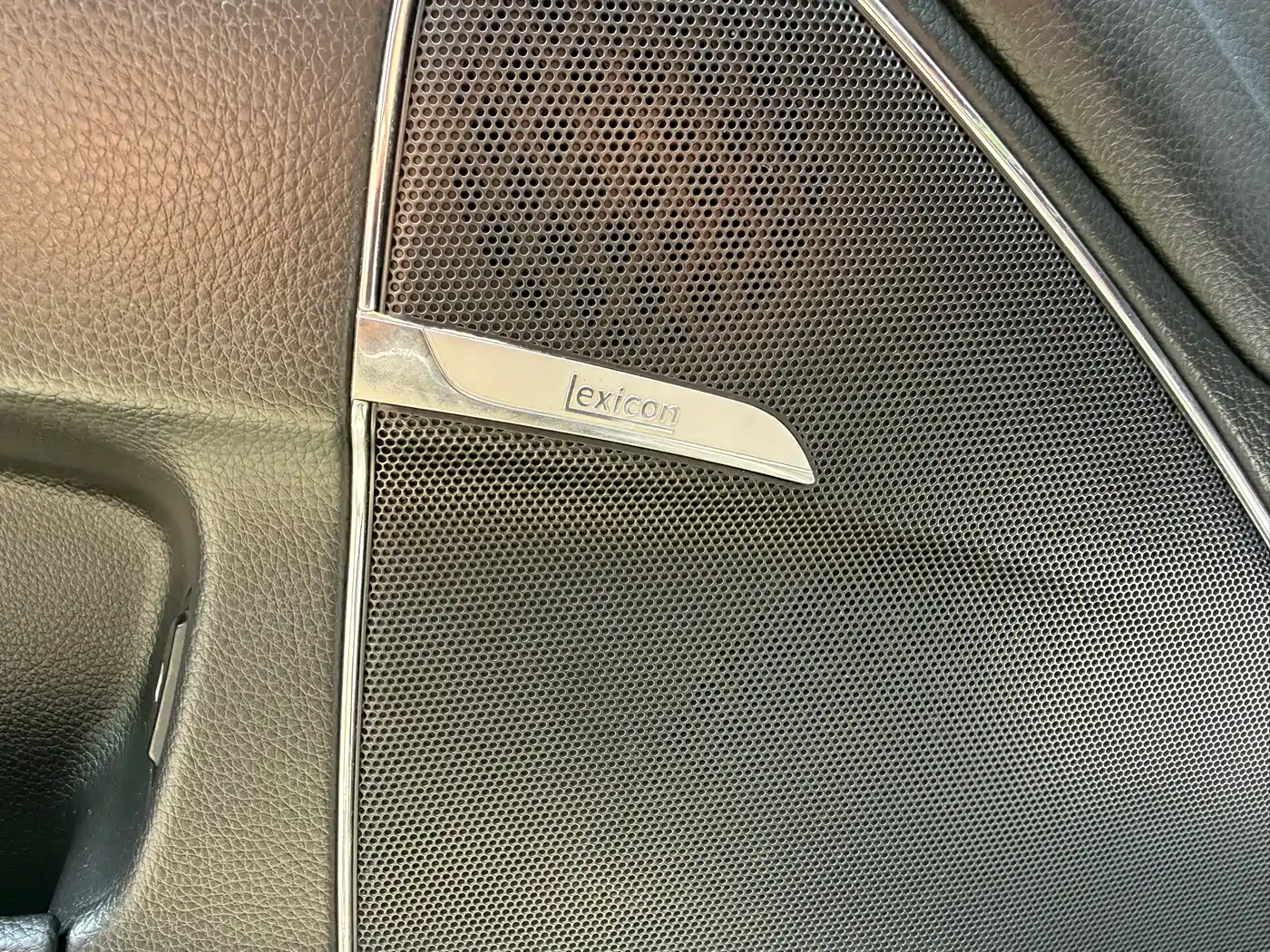 Hyundai Equus 2009 3.8 Premium Edition фото 10