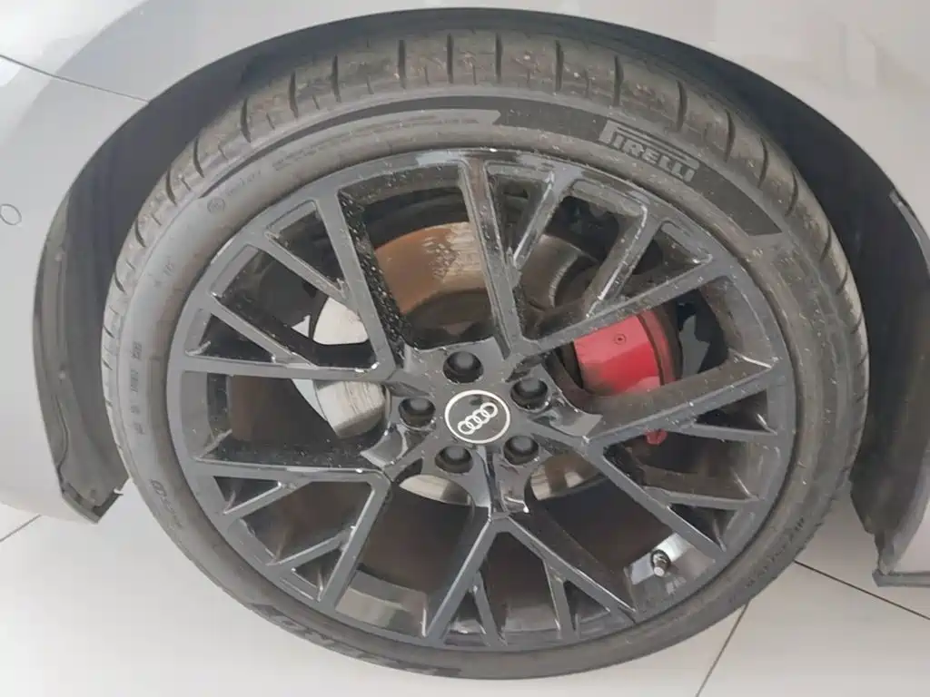 Фото 23 - Audi A5L Sportback