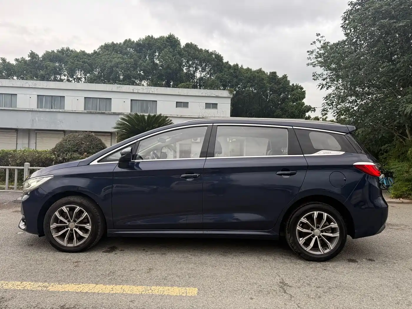 BYD Song MAX 2019 1.5T Automatic Smart Connection Rui Yi 7-seater China VI фото 8
