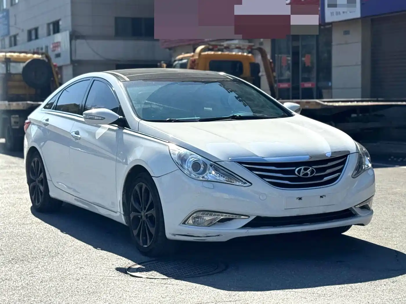 Hyundai Sonata 2013 2.4L Automatic Luxury Edition (China IV) фото 3