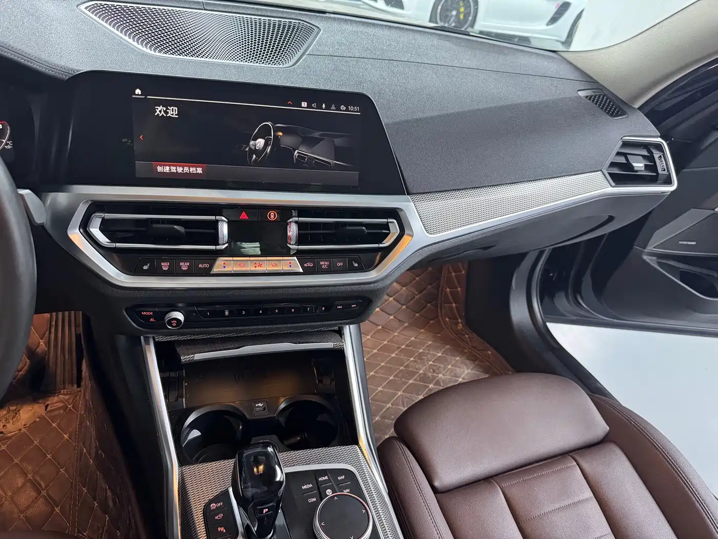 BMW 3 Series 2020 Facelift 325i M Sport Night Edition фото 9