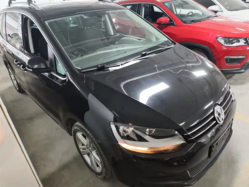 Volkswagen Sharan 2018 380TSI Comfort 7-Seater фото 4