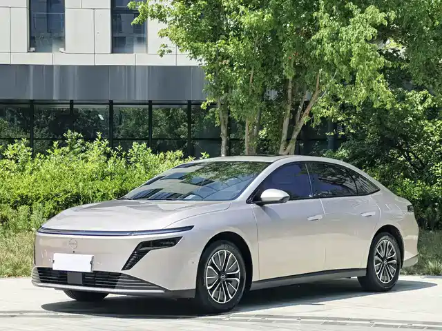  Nissan Nissan N6 2025 High Configuration