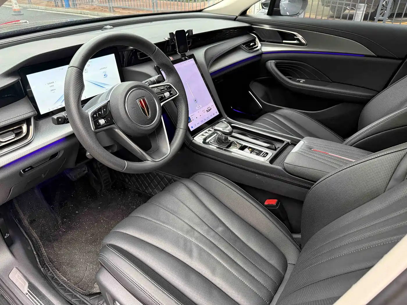 Hongqi H5 2024 2.0T Automatic Smart Connect Flag Smooth Edition фото 6