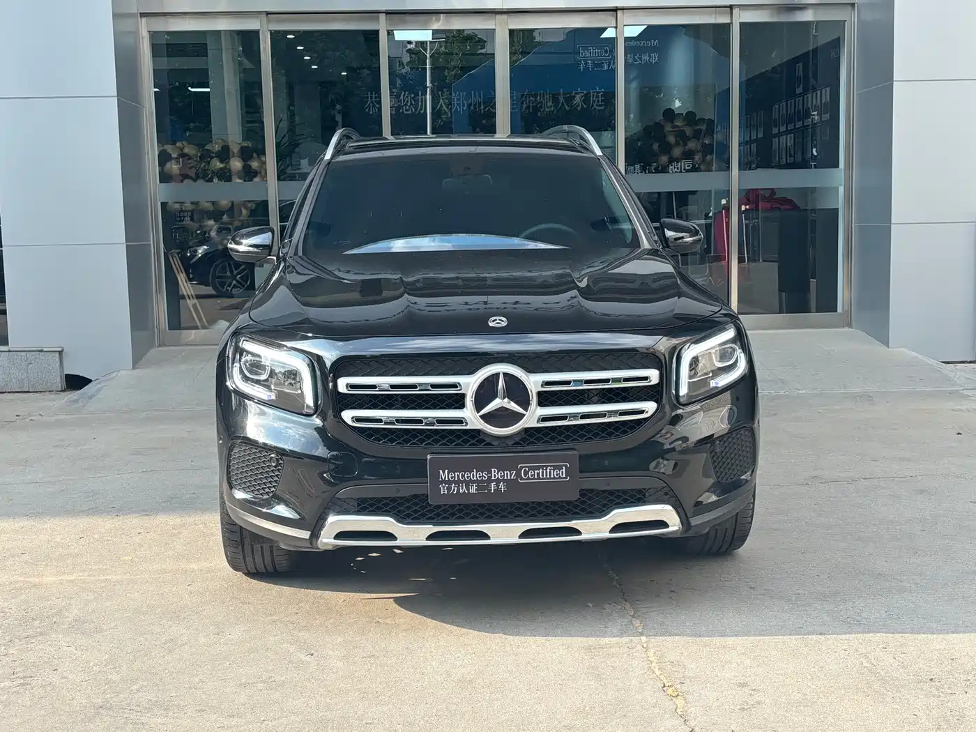 MERCEDES-BENZ GLB