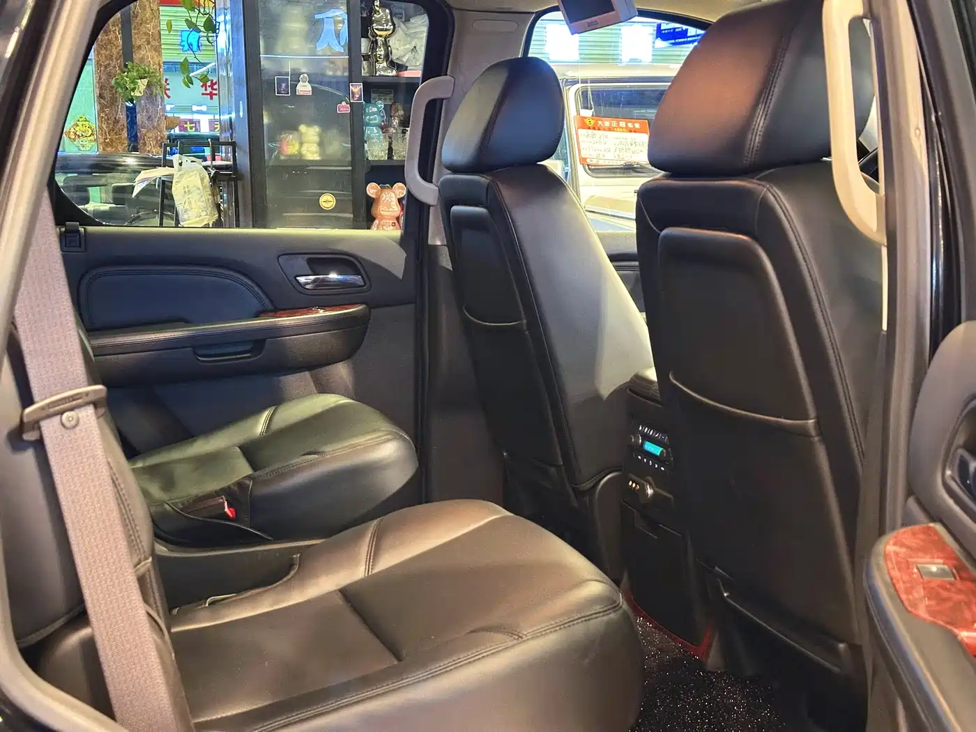 Cadillac Escalade 2008 6.2 AWD фото 13