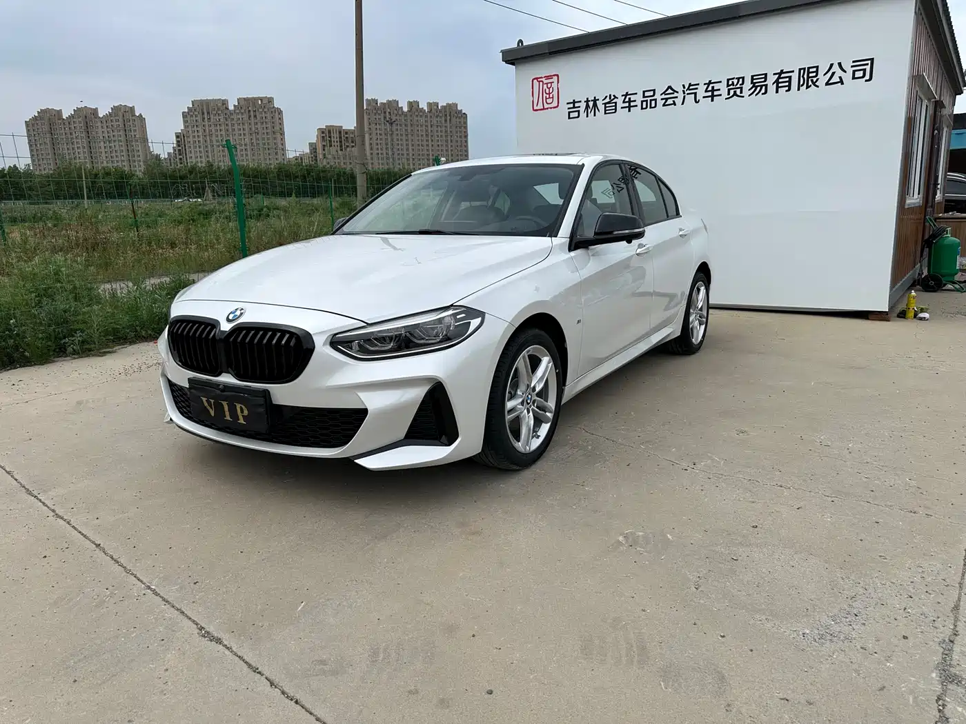 BMW 1-SERIES