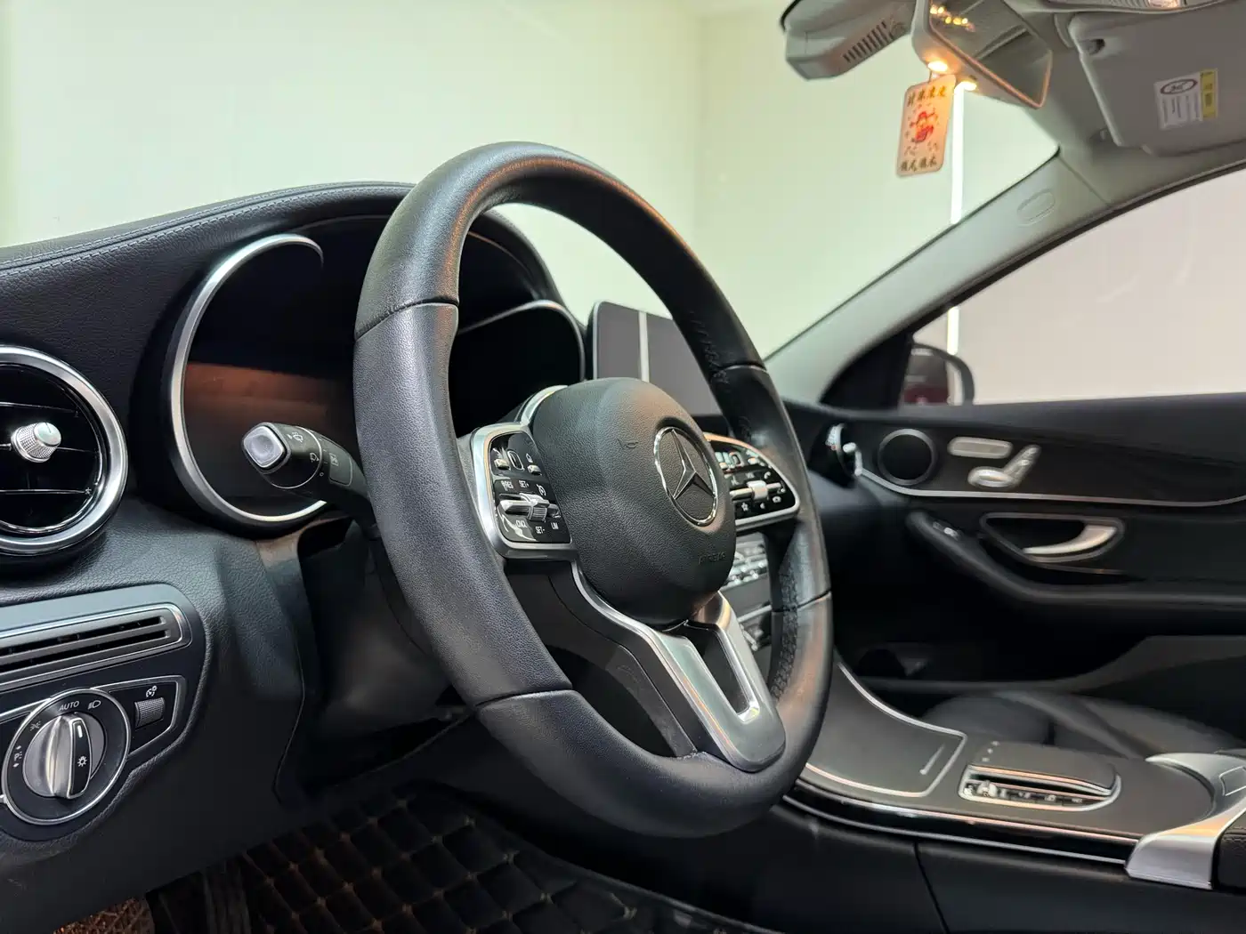 Mercedes-Benz C-Class 2019 Facelift C 260 L Sport фото 12