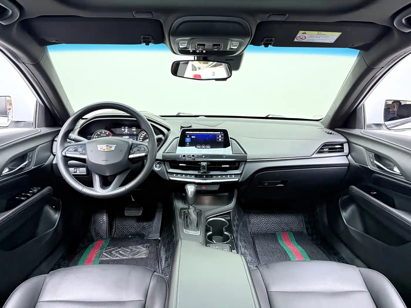 Cadillac CT4 2023 2021 28T Fashion Edition