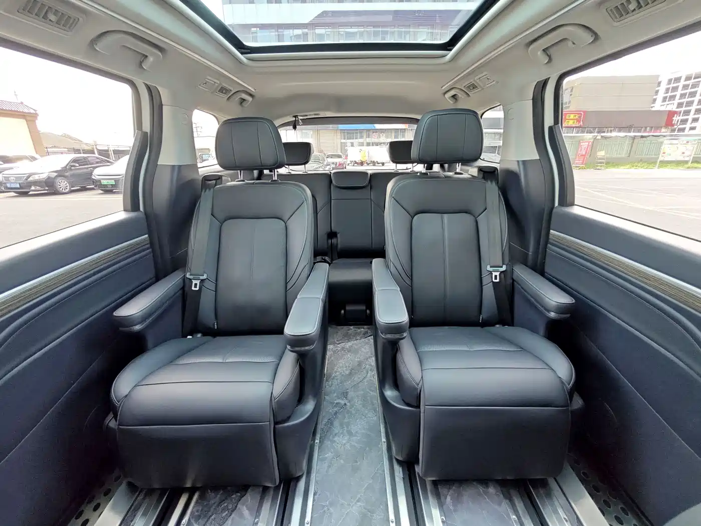 GAC Trumpchi Trumpchi M8 2023 Leading Series 390T Prestige Edition фото 10