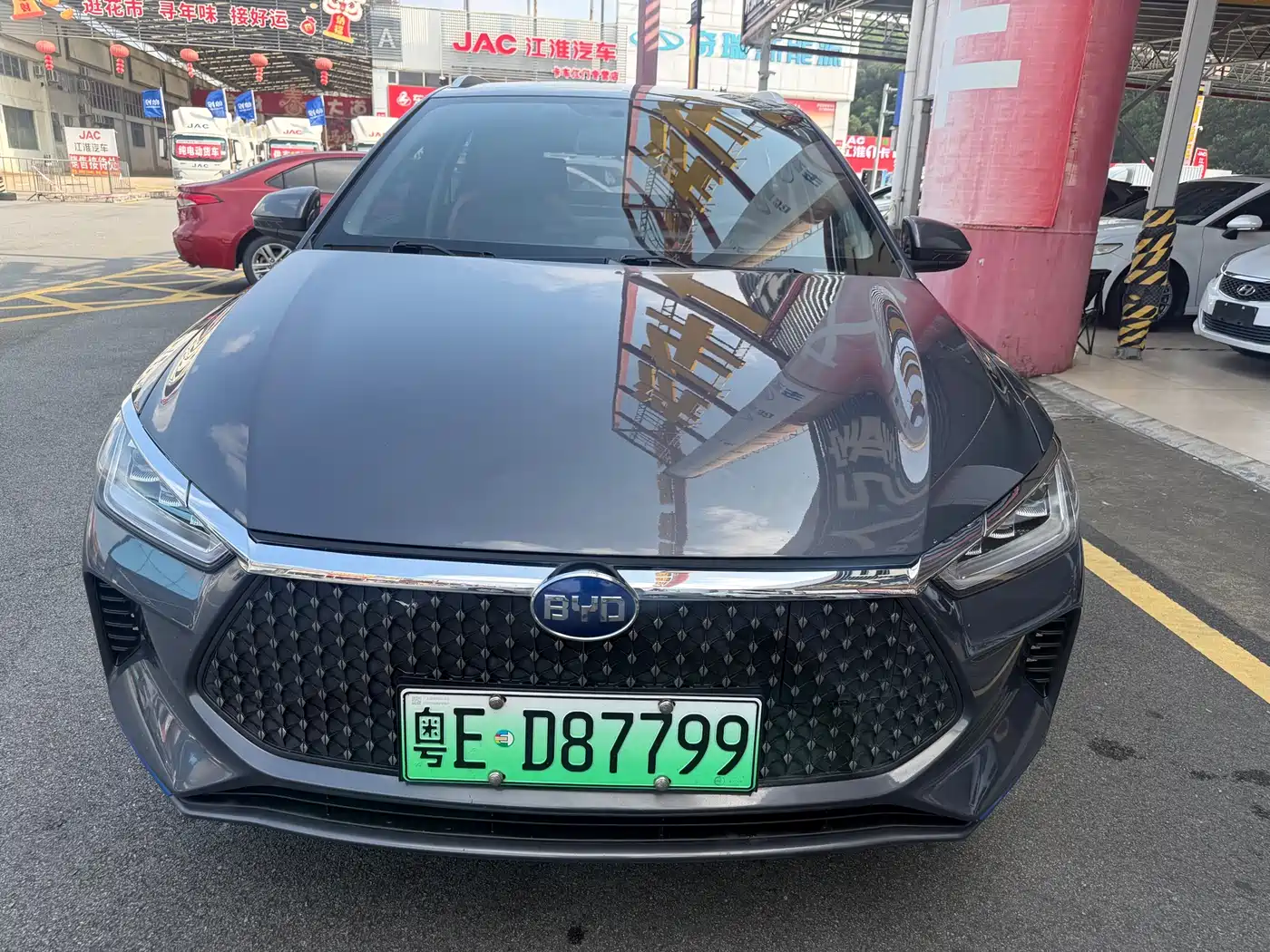 BYD e2 2021 Luxury Edition фото 2