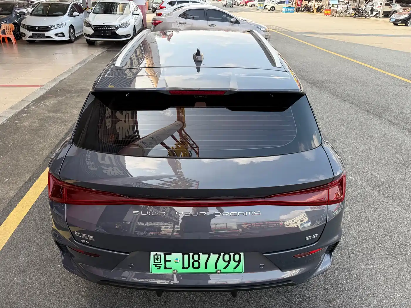 BYD e2 2021 Luxury Edition фото 10