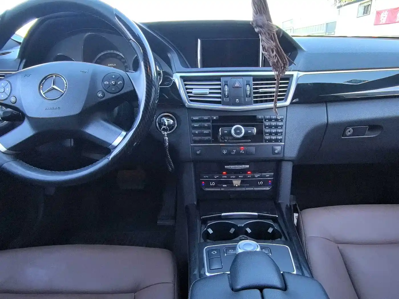 Mercedes-Benz E-Class 2010 2010 E 300 L Fashion