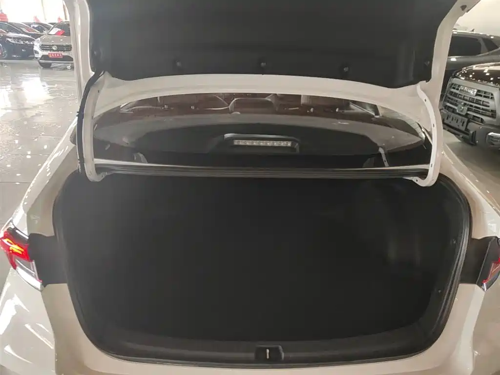 Toyota Corolla 2021 1.2T S-CVT Elite PLUS Edition фото 19