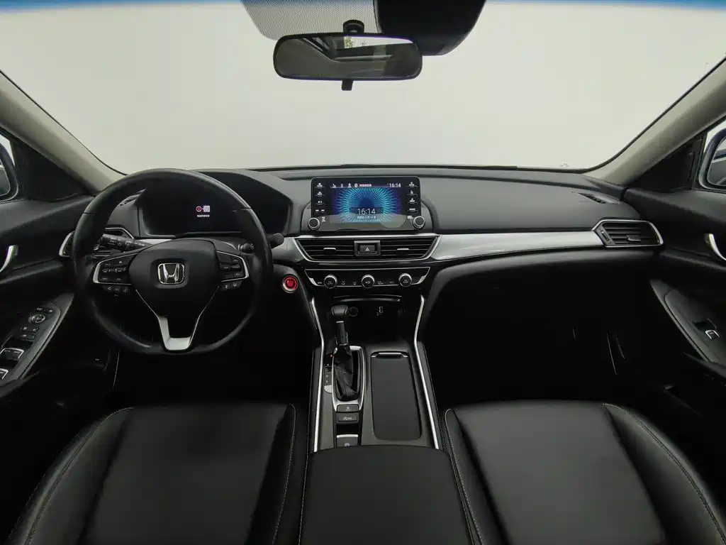Photo 5 - Honda Inspire