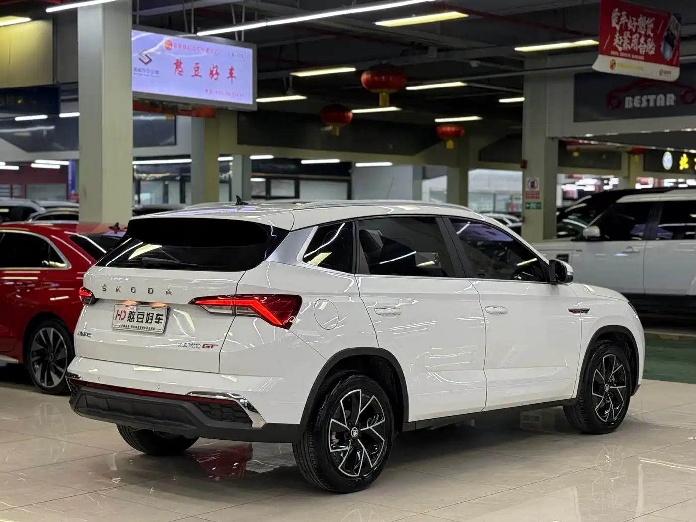 Škoda Kamiq 2021 GT 1.5L Automatic Flagship Edition фото 2