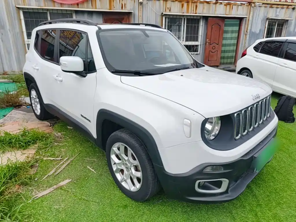 Jeep Renegade 2018 2018 Connected Large Screen Edition 180T Automatic High Energy