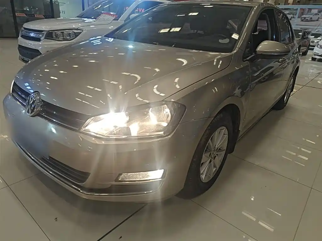 Volkswagen Golf 2016 1.6L Automatic Fashion