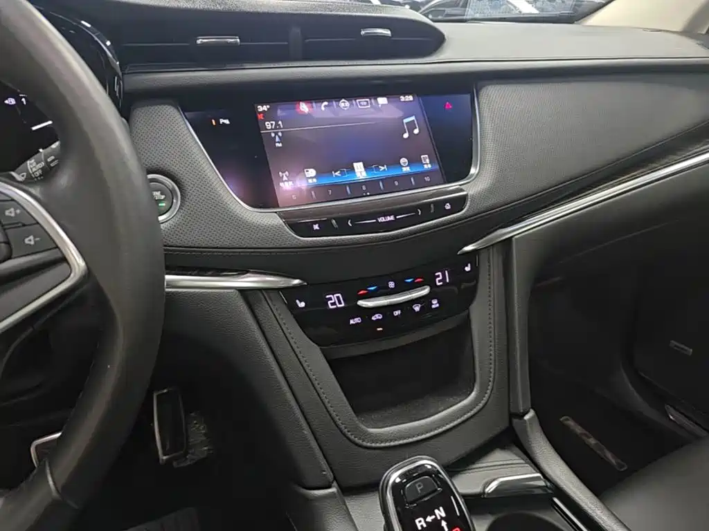 Cadillac XT5 2016 2016 25T Luxury Model