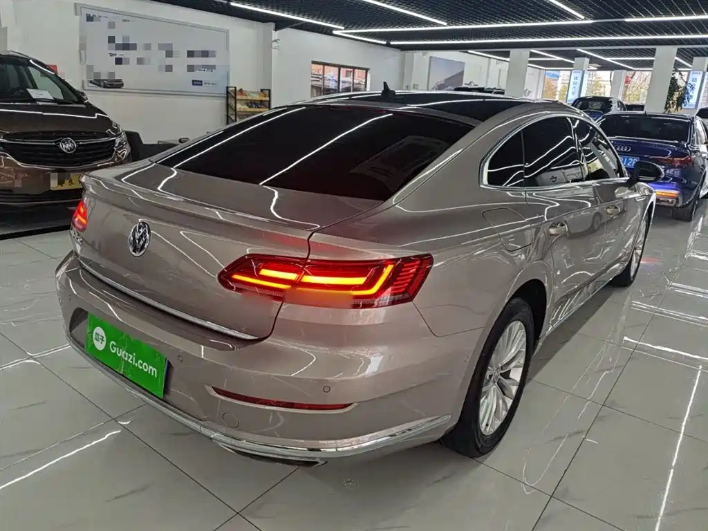 Volkswagen FAW-Volkswagen CC 2019 330TSI Charming Appearance (China V) фото 5