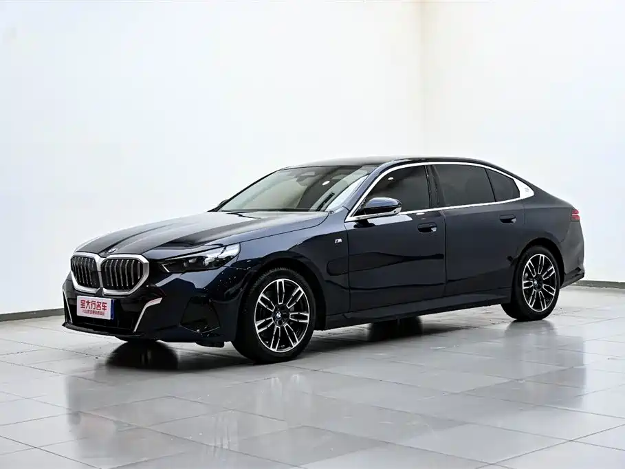BMW 5 Series 2024 530Li Leading M Sport Package