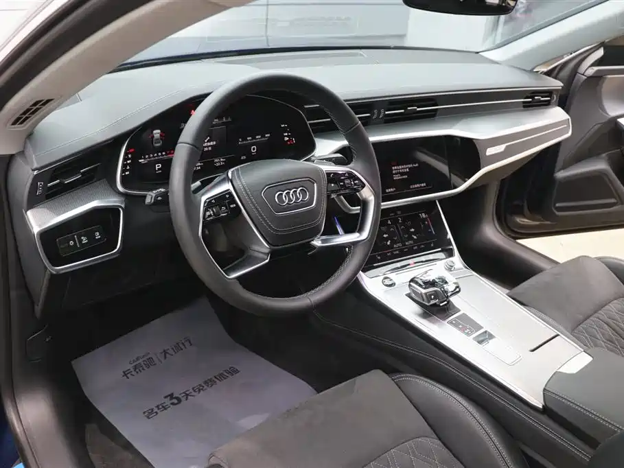 Audi A7L 2024 45 TFSI quattro Premium Luxury фото 14