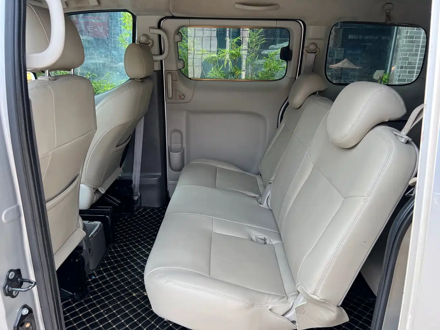 Nissan NV200 2015 2014 1.6L Manual Luxury (China V)