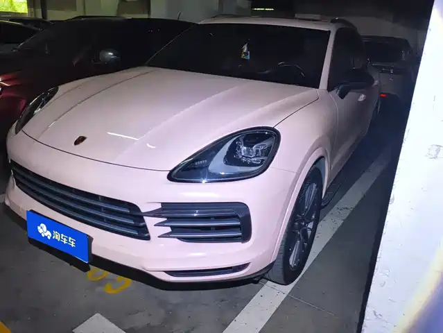 Porsche Cayenne 2022