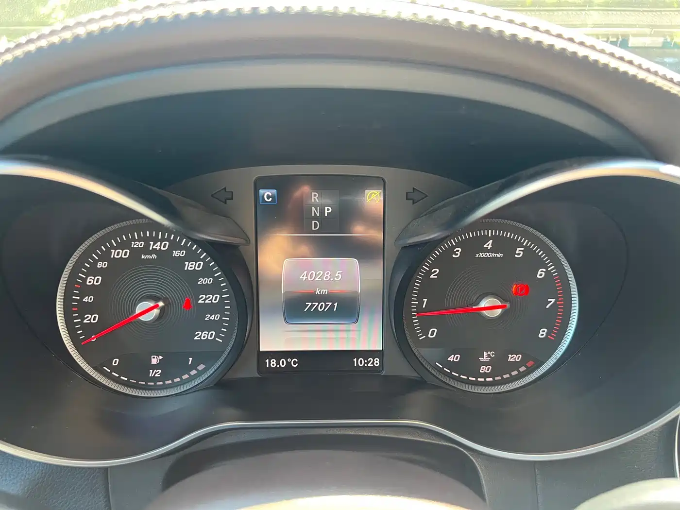 Mercedes-Benz GLC 2019 GLC 260 4MATIC Dynamic фото 4