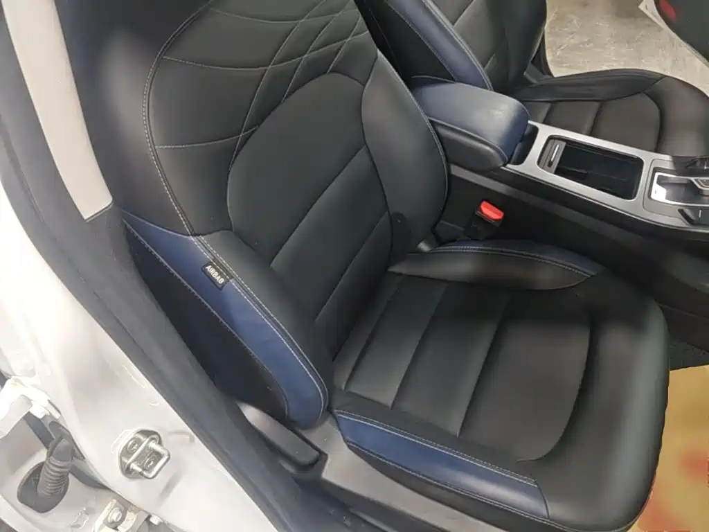 Photo 25 - Geely Emgrand GL