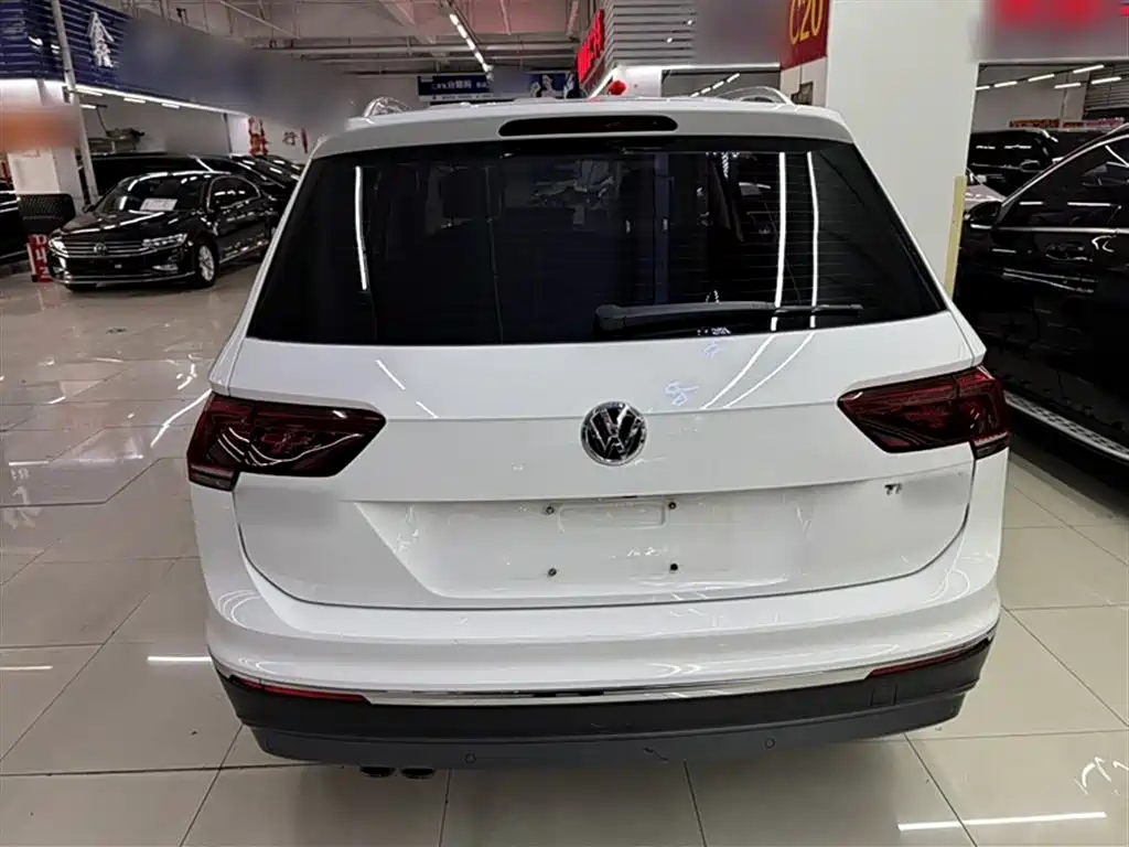 Volkswagen Tiguan L 2017 330TSI Automatic 2WD Flagship Edition фото 10