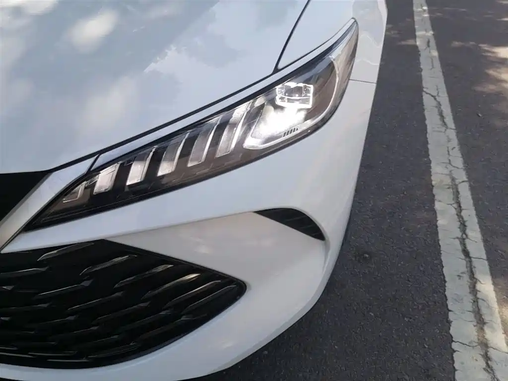 BYD Qin PLUS 2026 DM-i Smart Edition 128KM Progressive фото 24