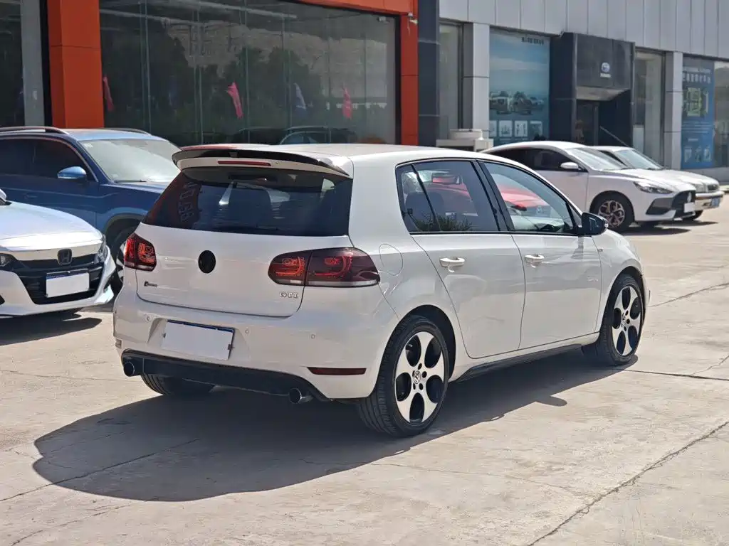 Volkswagen Golf GTI 2013 2012 2.0TSI GTI