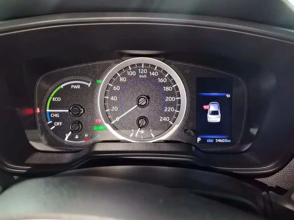 Toyota Corolla 2022 Hybrid 1.8L E-CVT Pioneer Edition фото 12