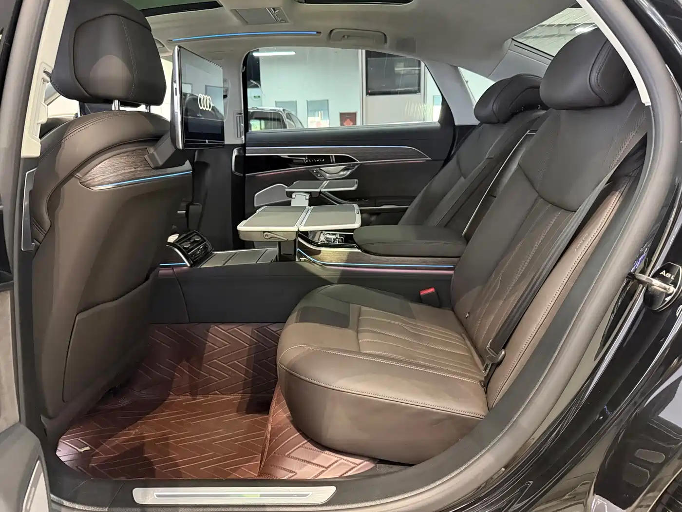 Audi A8 2021 A8L 55 TFSI quattro Premium фото 12