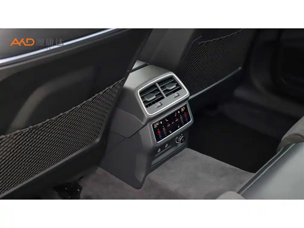 Audi A6L 2024 55 TFSI quattro Exclusive Dynamic фото 9