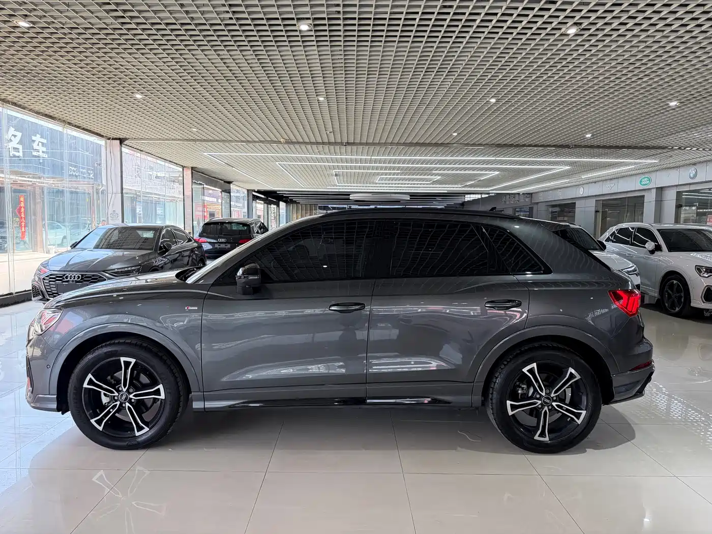 Audi Q3 2022 35 TFSI Fashion Dynamic фото 6