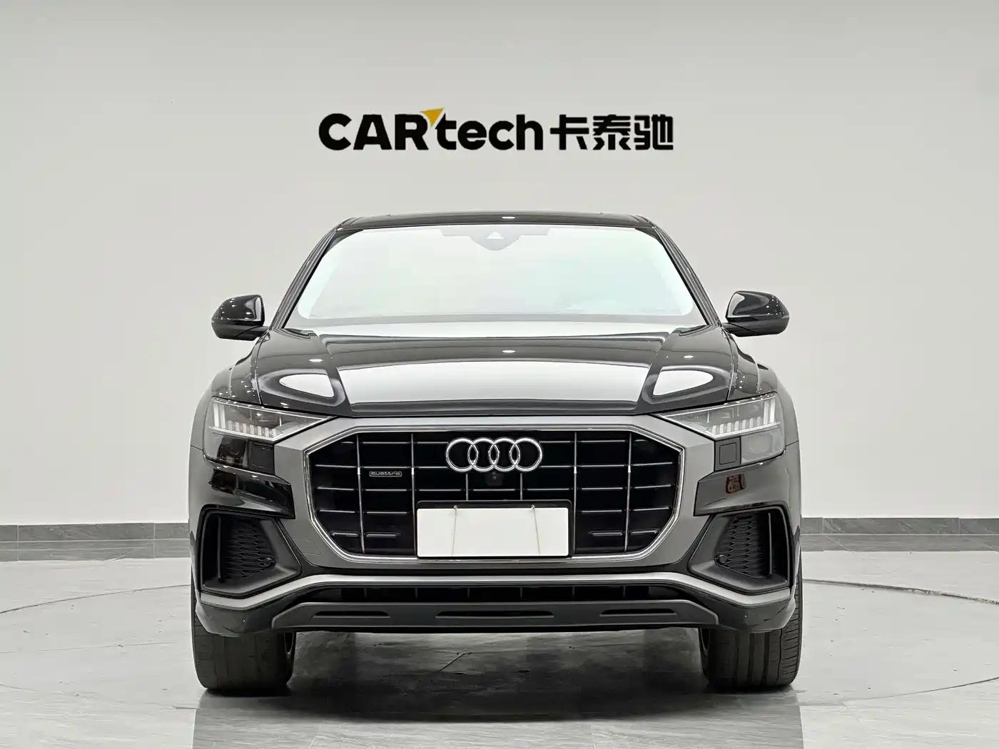 Audi Q8 2022 45 TFSI Luxury Dynamic фото 2